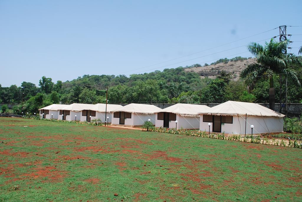 Whispering Woods Resort Lonavala Exterior photo